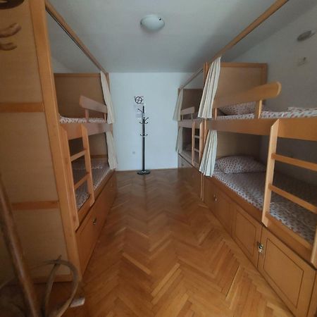Hostel Valentin 2 스코페 외부 사진