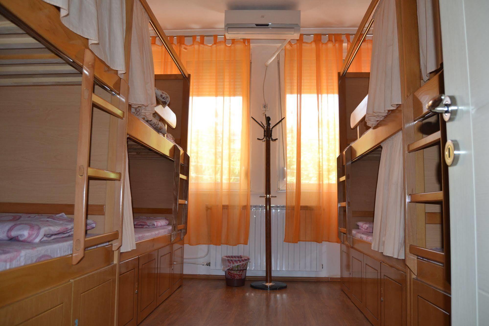 Hostel Valentin 2 스코페 외부 사진