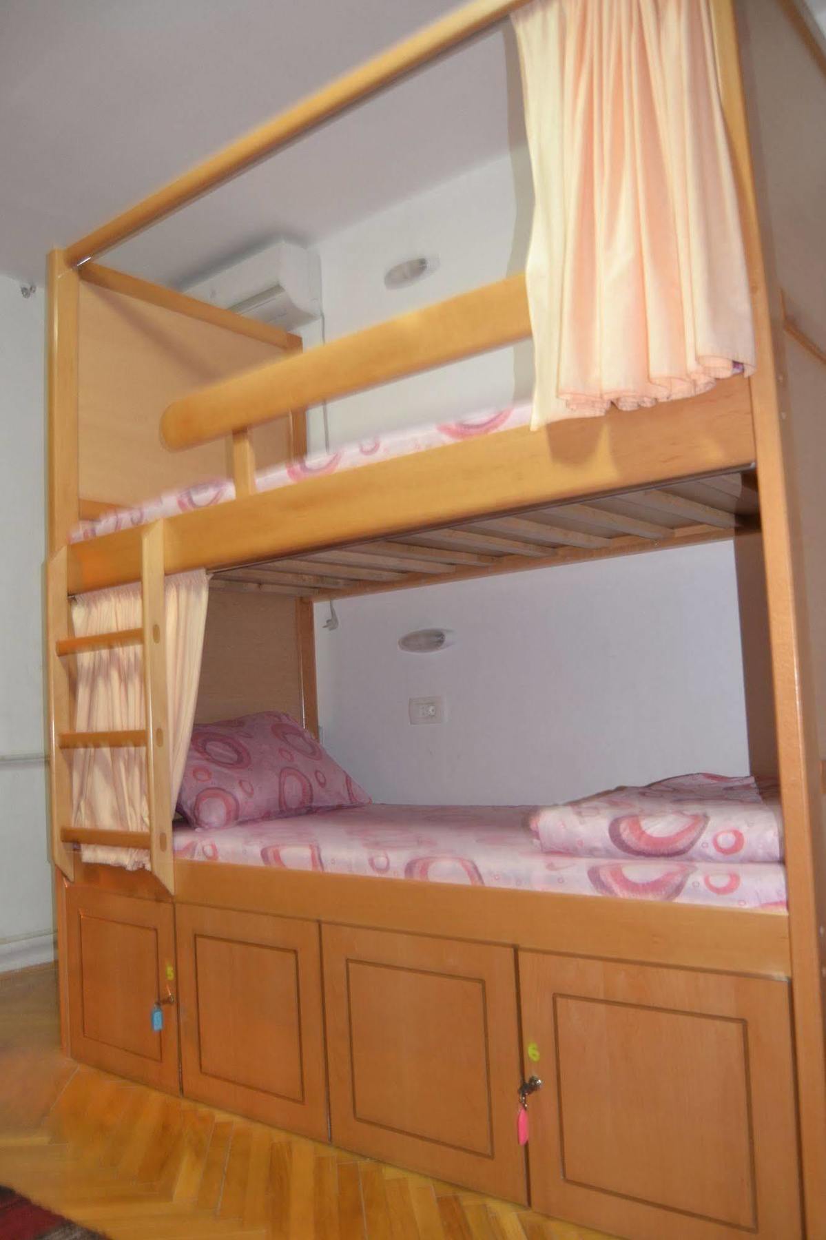 Hostel Valentin 2 스코페 외부 사진